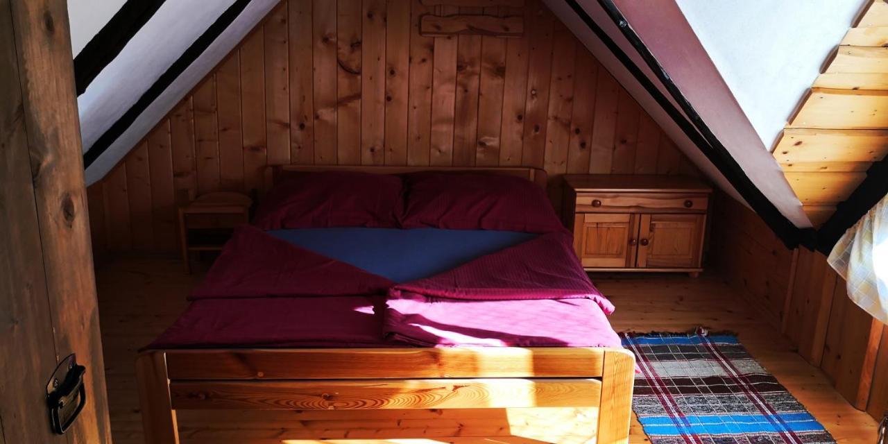 Drevenica Pod Tlstou Guest House Blatnica Exterior foto